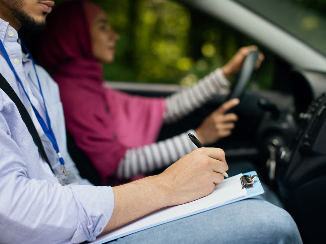 Do You Know Any Learner Drivers? Share This Essential Guide